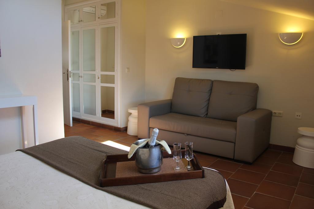 Hotel Leonor De Aquitania Cuenca  Pokoj fotografie